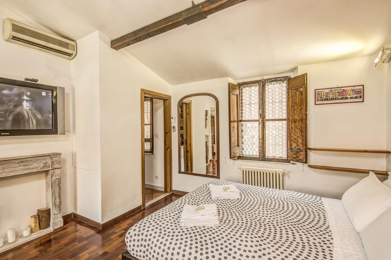 רומא Homehouse Garofano - Rione Monti - Colosseum מראה חיצוני תמונה