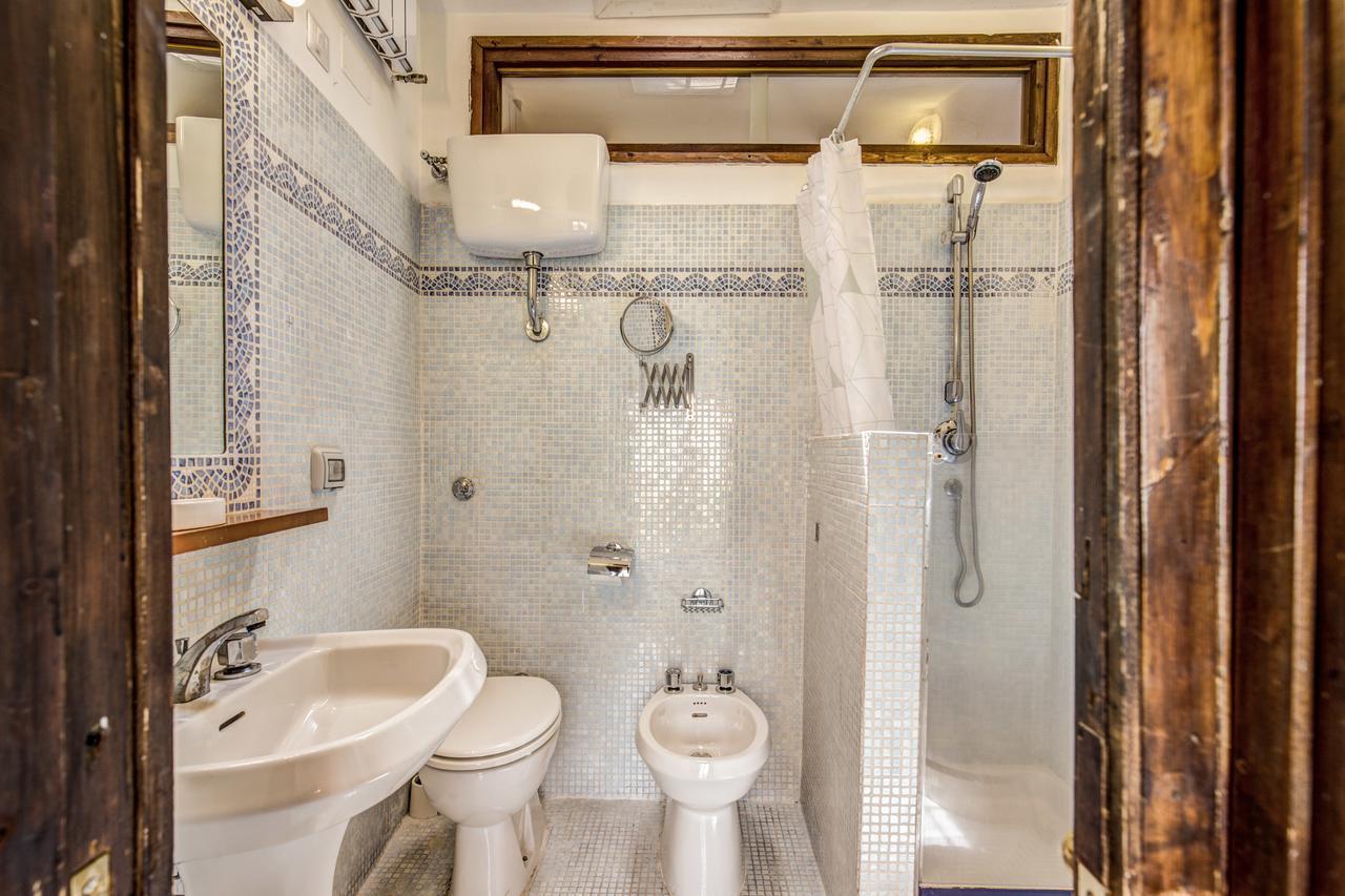 רומא Homehouse Garofano - Rione Monti - Colosseum מראה חיצוני תמונה
