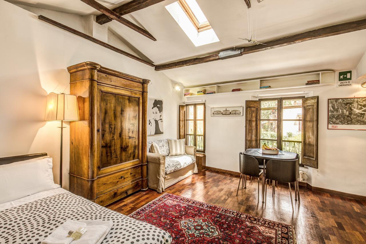 רומא Homehouse Garofano - Rione Monti - Colosseum מראה חיצוני תמונה